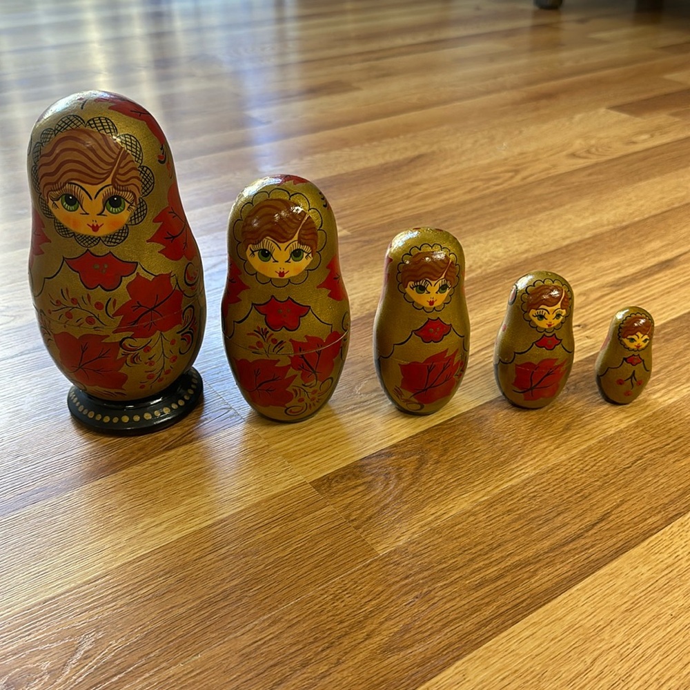 Gold and Red Russian Nesting Dolls - Matryoshka Set